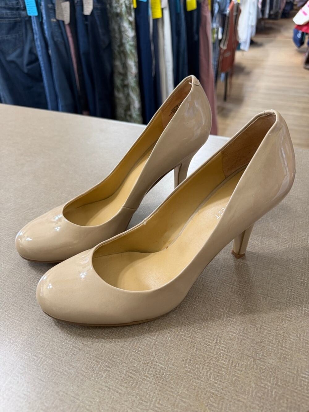 Nine West Ambitious Nude Patent Heels women's size 10